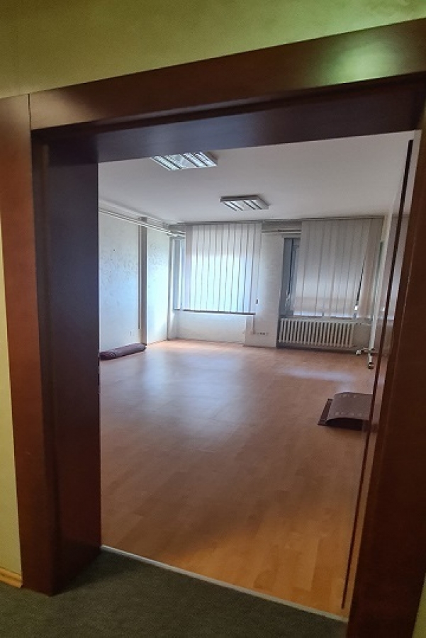 STARI GRAD TERAZIJE 220m2 , T , 2200e