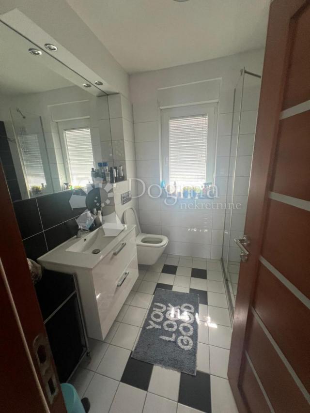 Apartment Njivice, Omišalj, 80m2