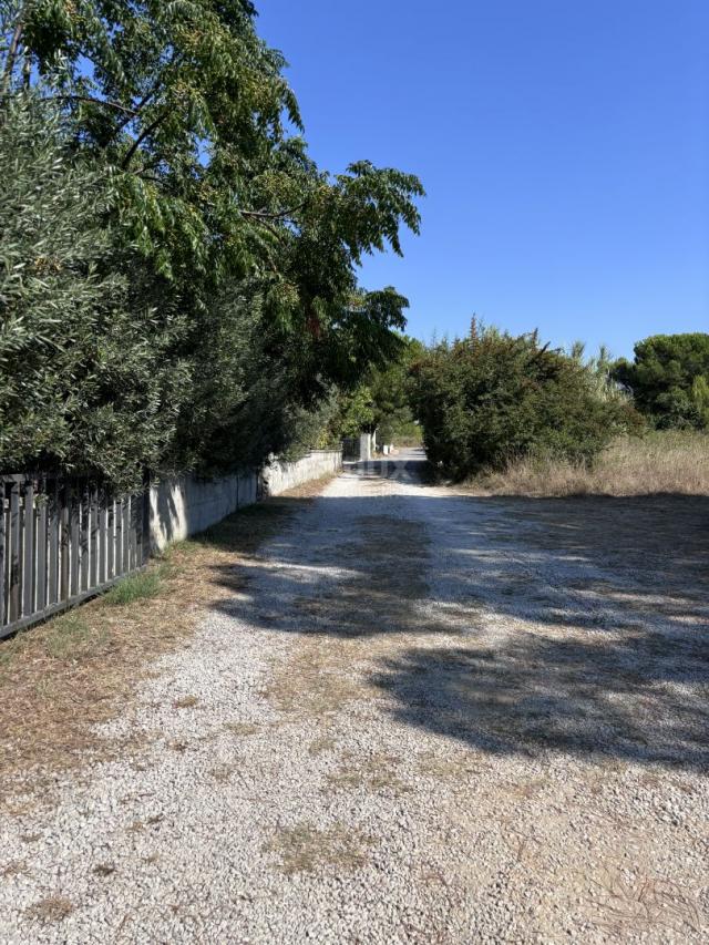 ZADAR, PRIVLAKA - Building plot near the sea