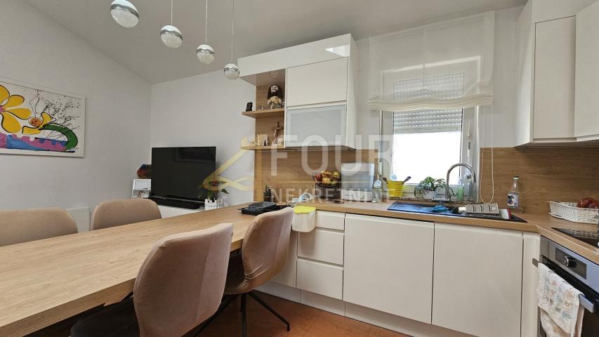 Wohnung Drenova, Rijeka, 47,71m2