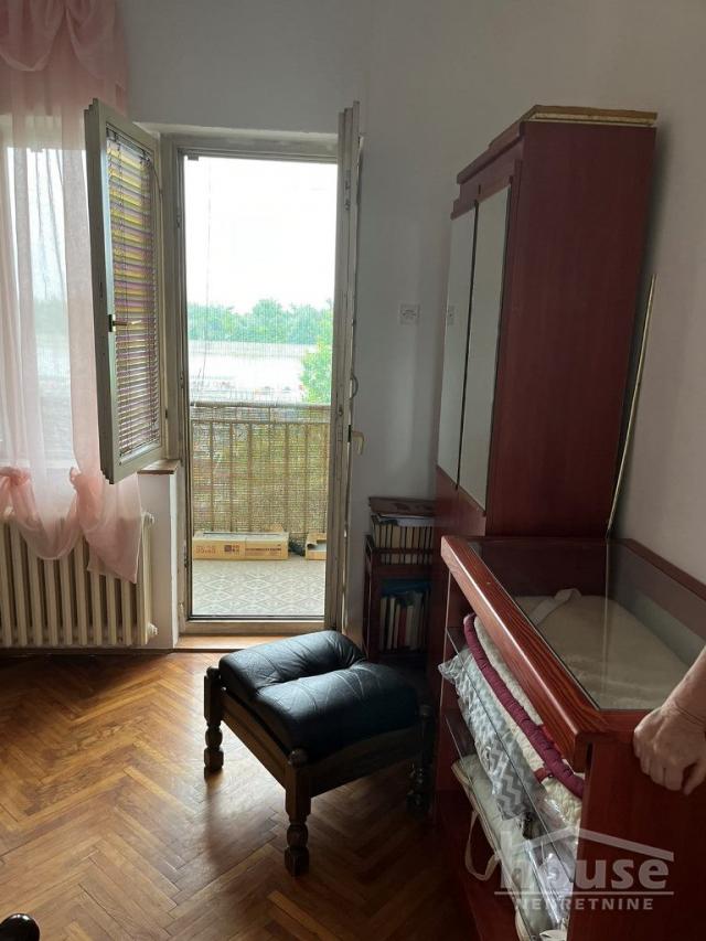 Izdavanje NOVI SAD, KEJ, kv: 50, € 450, ID: 9116596