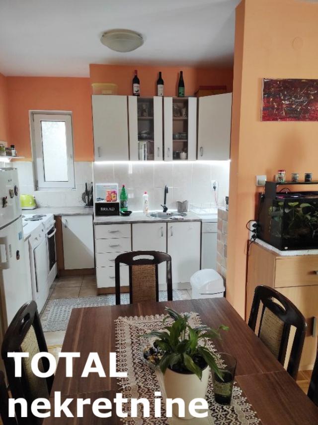 3 Trosoban stan NOVI SAD, 185400€