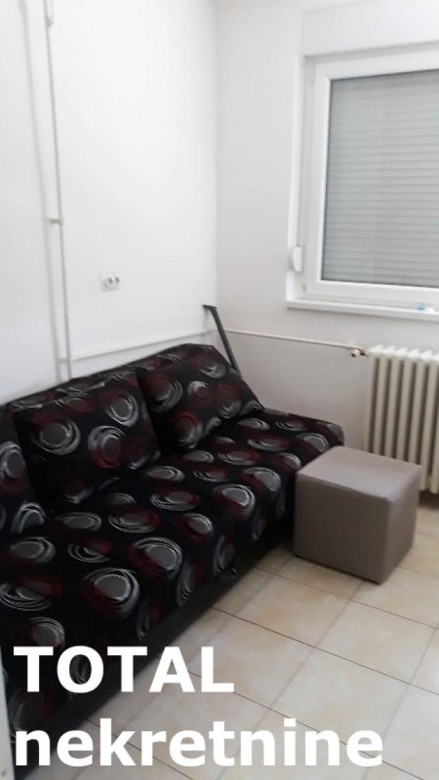 1. 5 Jednoiposoban stan NOVI SAD, 92700€