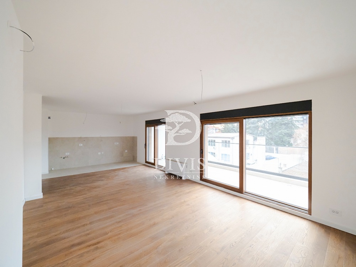 Prodajemo izuzetan penthouse na Voždovcu, 357m2