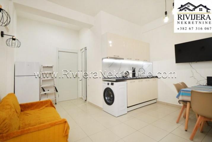 Apartments in the basement, center of Budva