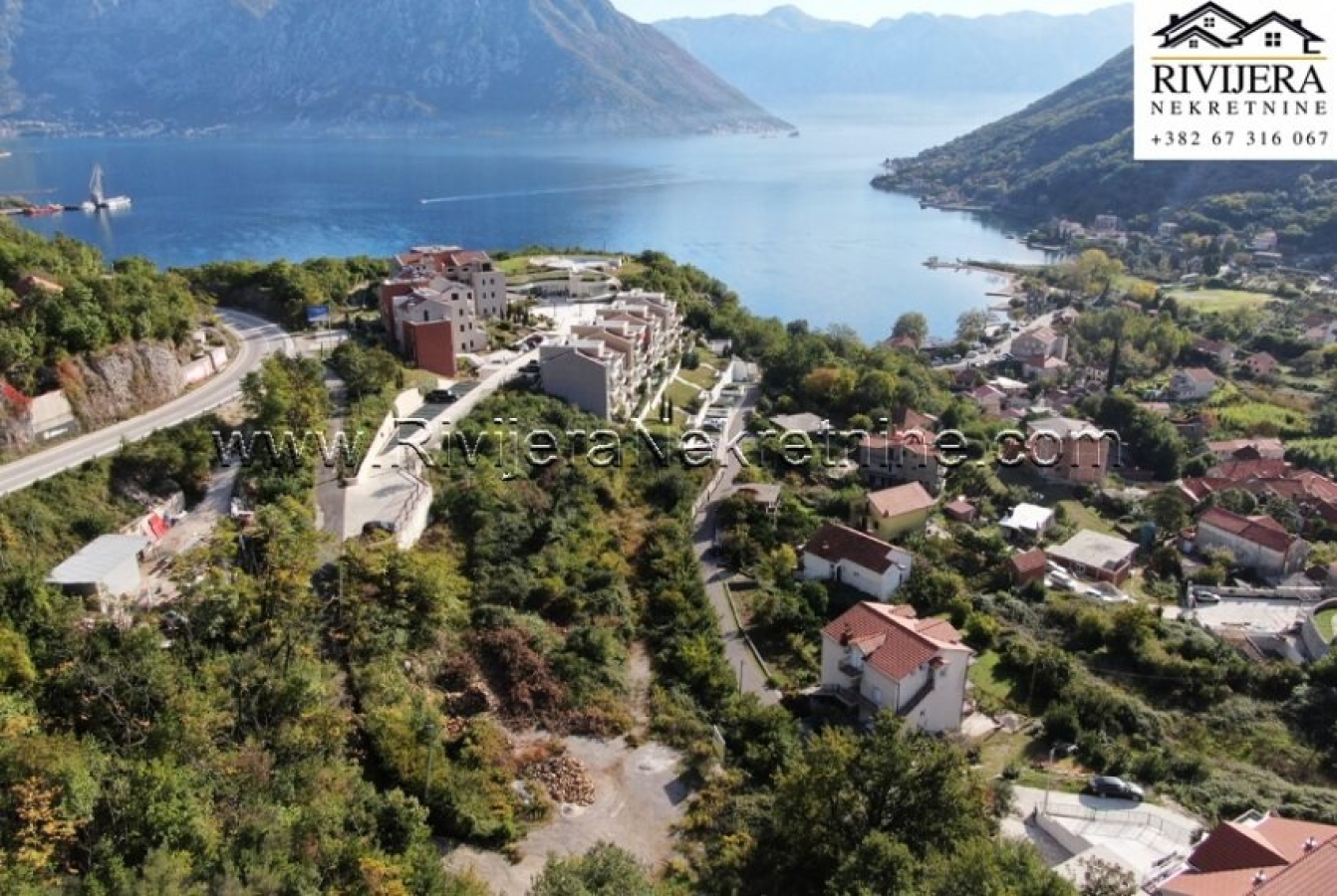 Urbanizovano zemljisite sa projektom za Vilu Morinj Kotor