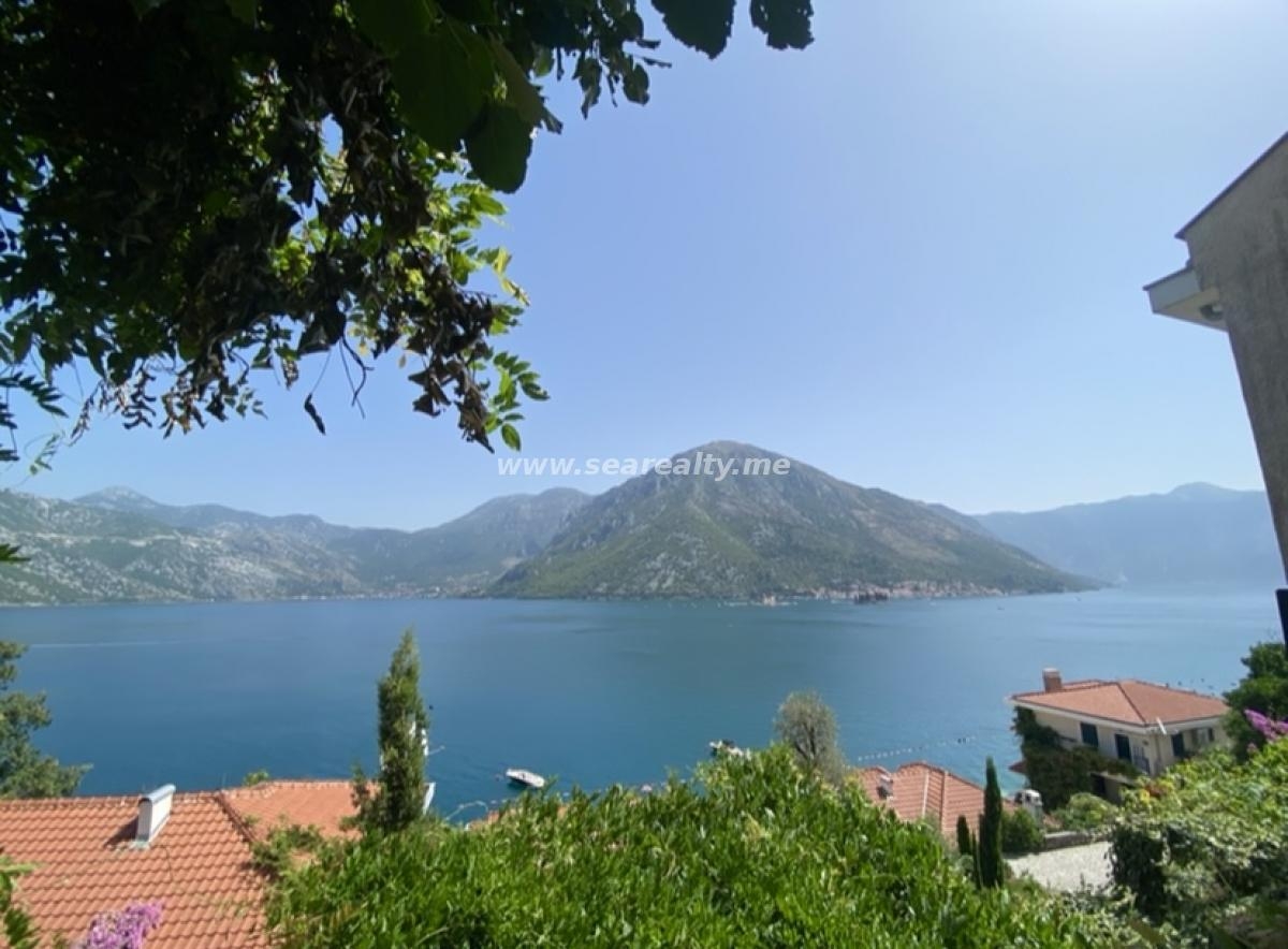 Charming house 114 m2 for sale in Kotor