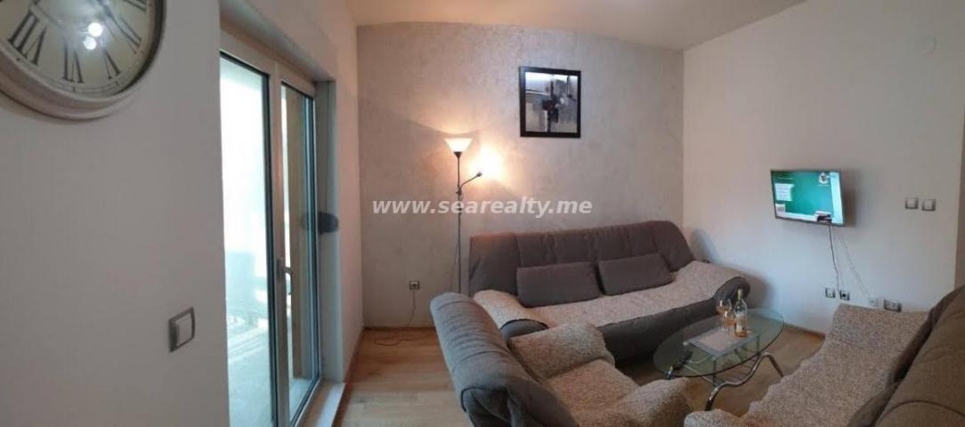 Luxurious apartment 56 m2 for sale in Dobrota