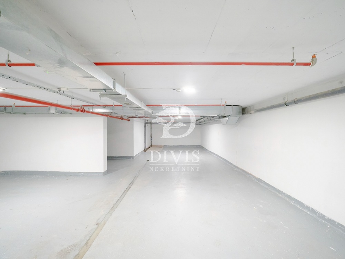 Prodajemo izuzetan penthouse na Voždovcu, 357m2