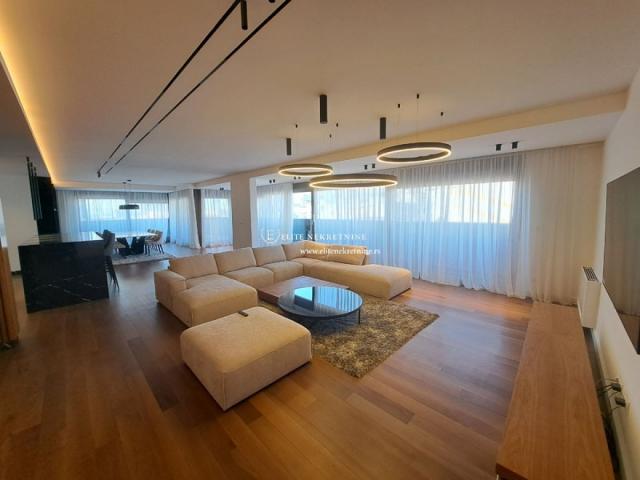 Petosoban lux penthouse, 2 garazna mesta