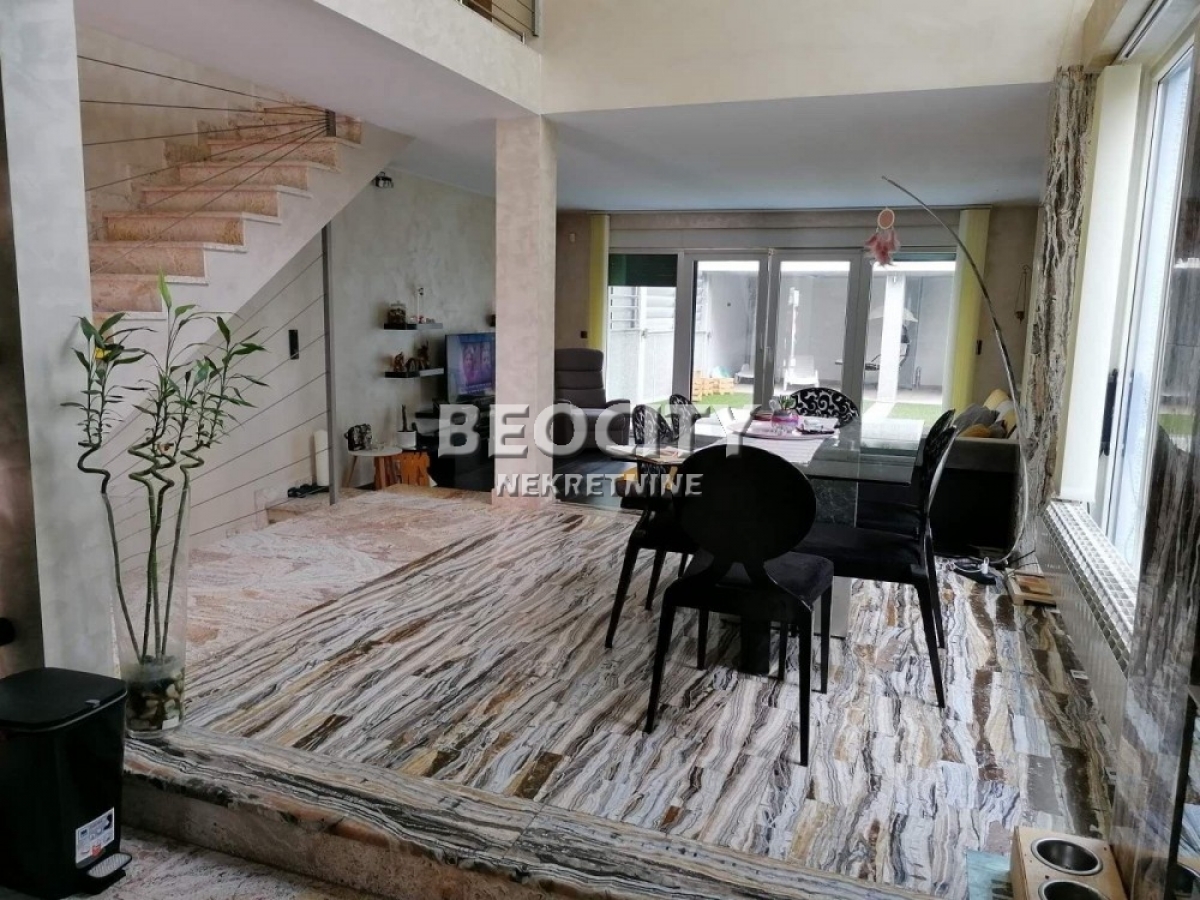 Rakovica, Kanarevo brdo, , 6. 5, 466m2, 900000EUR