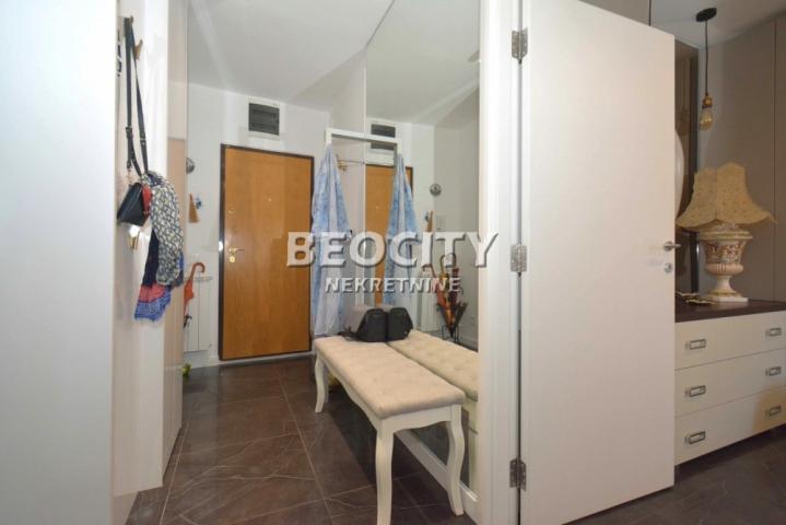 Stari grad, Knez Mihailova, Cara Uroša, 2. 0, 45m2, 255000EUR Retko u ponudi, izuzetan dvosoban stan