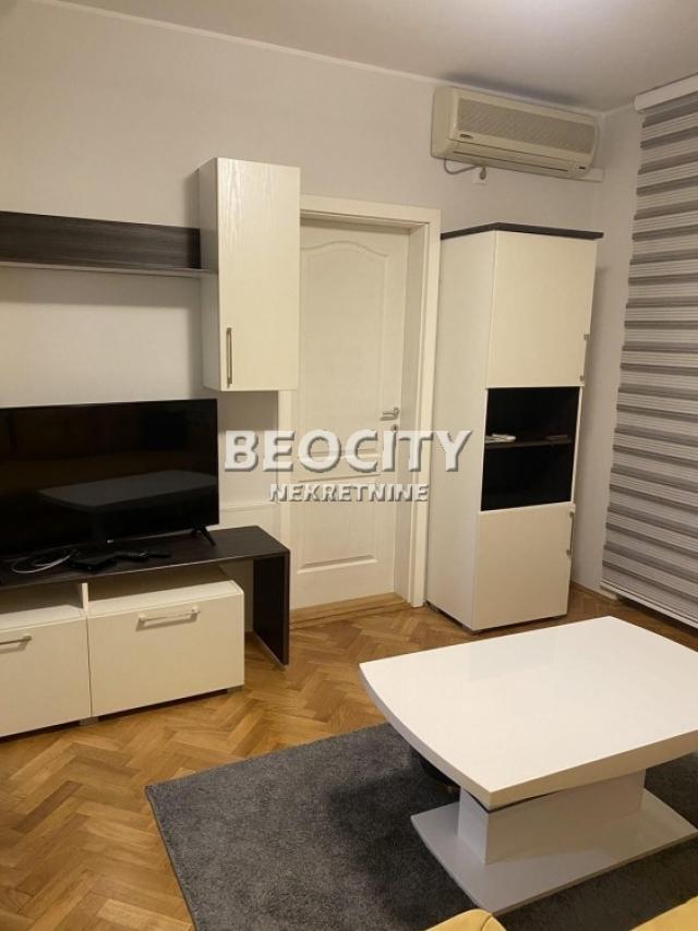 Novi Sad, Centar, Šafarikova, 1. 5, 38m2, 600EUR