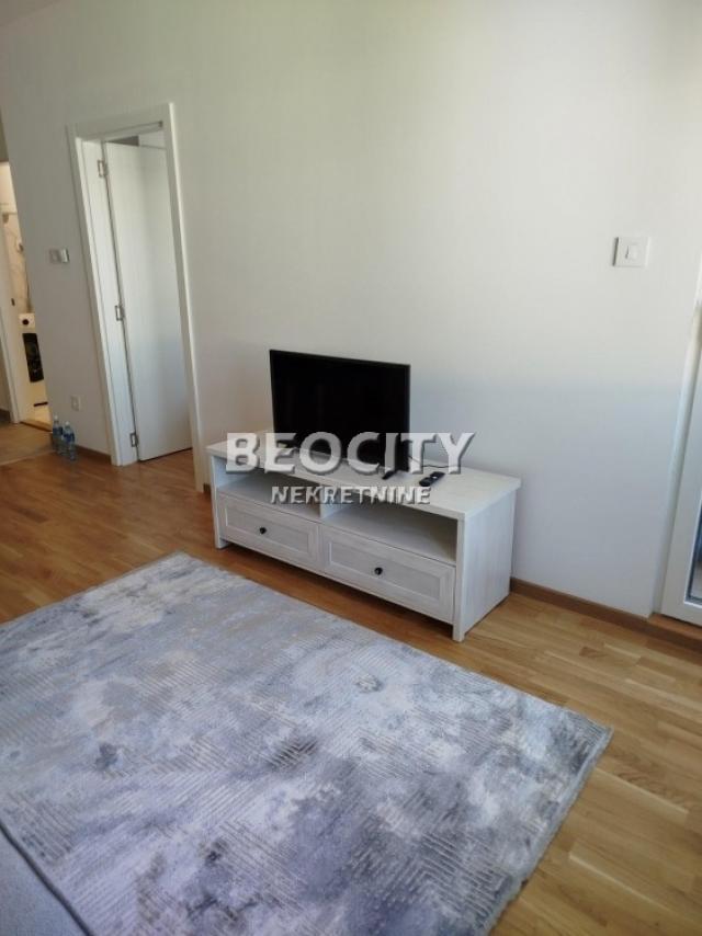 Novi Sad, Avijatičarsko naselje, Rumenački put, 1. 5, 39m2, 500EUR