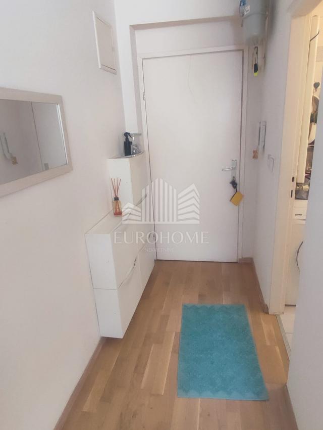 Flat Rudeš, Trešnjevka - Sjever, 31,24m2