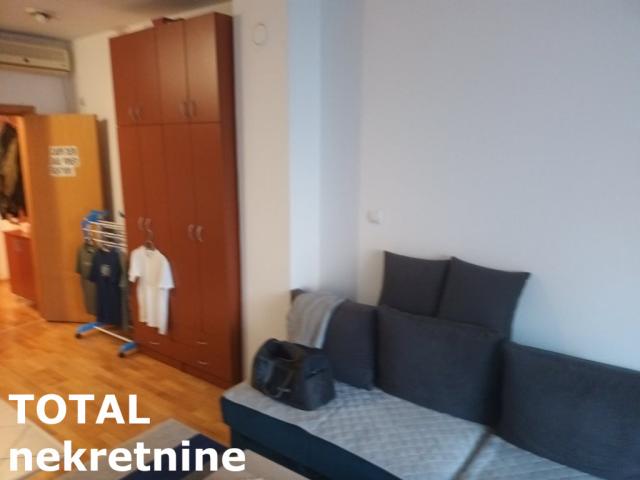 0. 5 Garsonjera NOVI SAD, 98900€