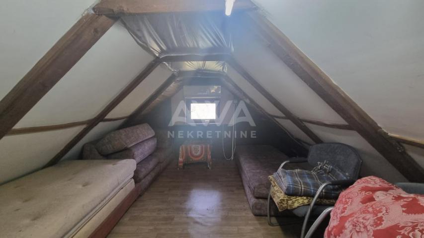 Budžak. Apatin. Opremljena vikendica 38m2, plac 21. 5ar