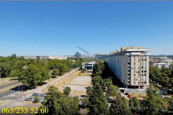 Novi Beograd, Blok 30 - Bulevar Mihajla Pupina 92m2