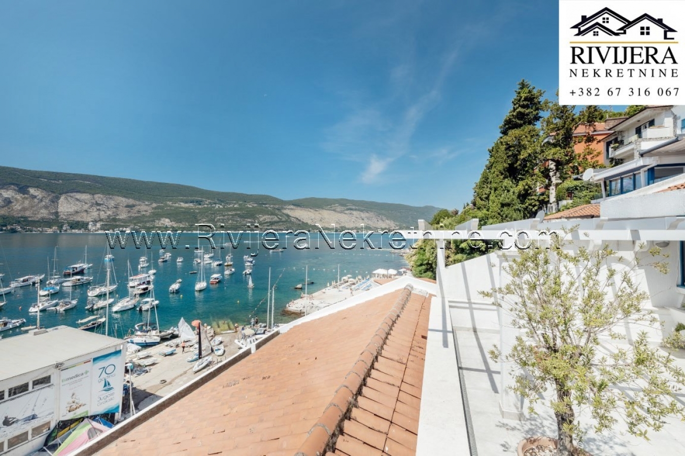 Exclusive waterfront apartment in Herceg Novi Port Skver