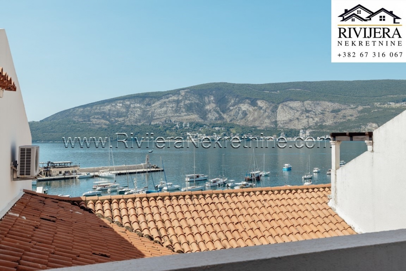 Exclusive waterfront apartment in Herceg Novi Port Skver