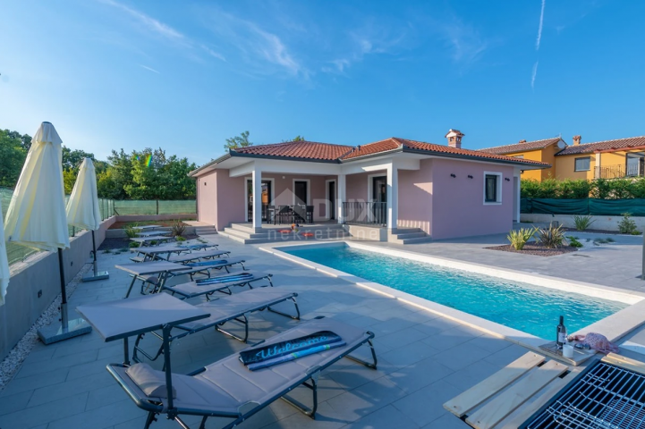 ISTRIA, LABIN - Attractive one-story house with swimming pool