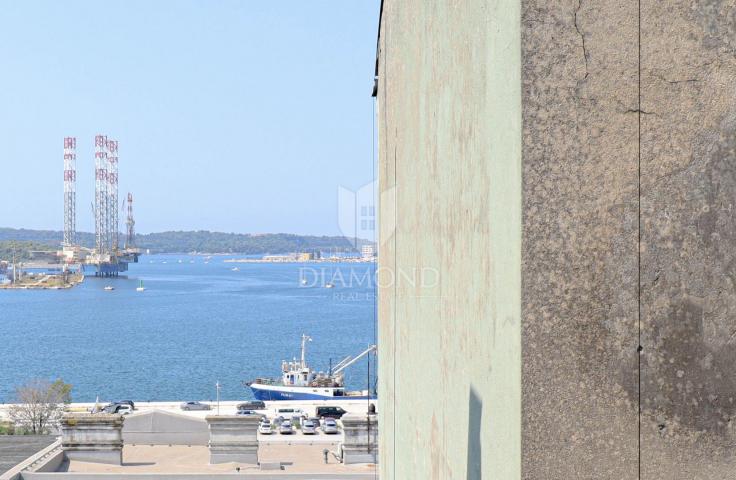 Pula, Schöne Wohnung in der Nähe des Amphitheaters mit Meerblick