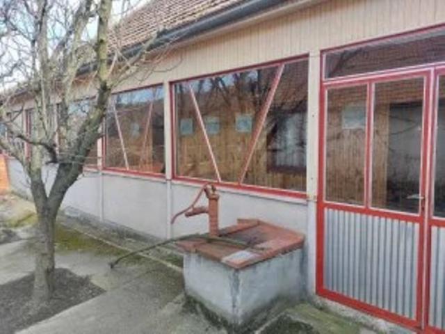 VRSAC VRSAC 145m2 , +574 , 34000e