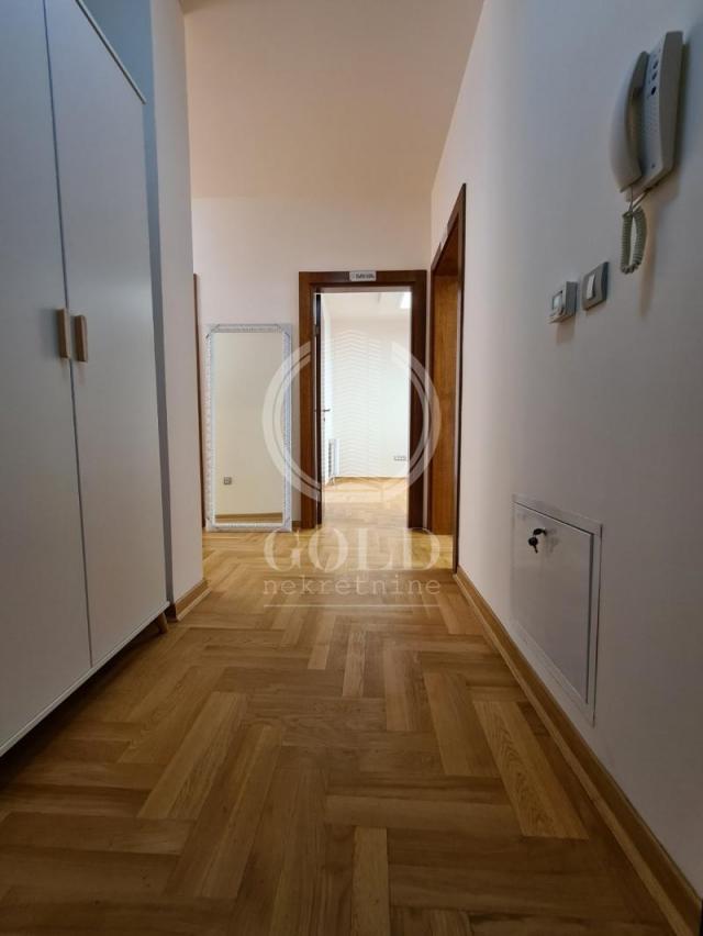 Poslovni prostor za izdavanje, 1440e, 113m² ID#4856