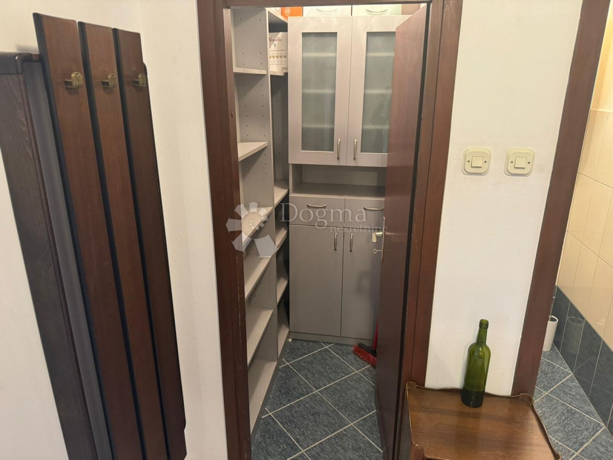 Flat Donji grad, Donji Grad, 60m2