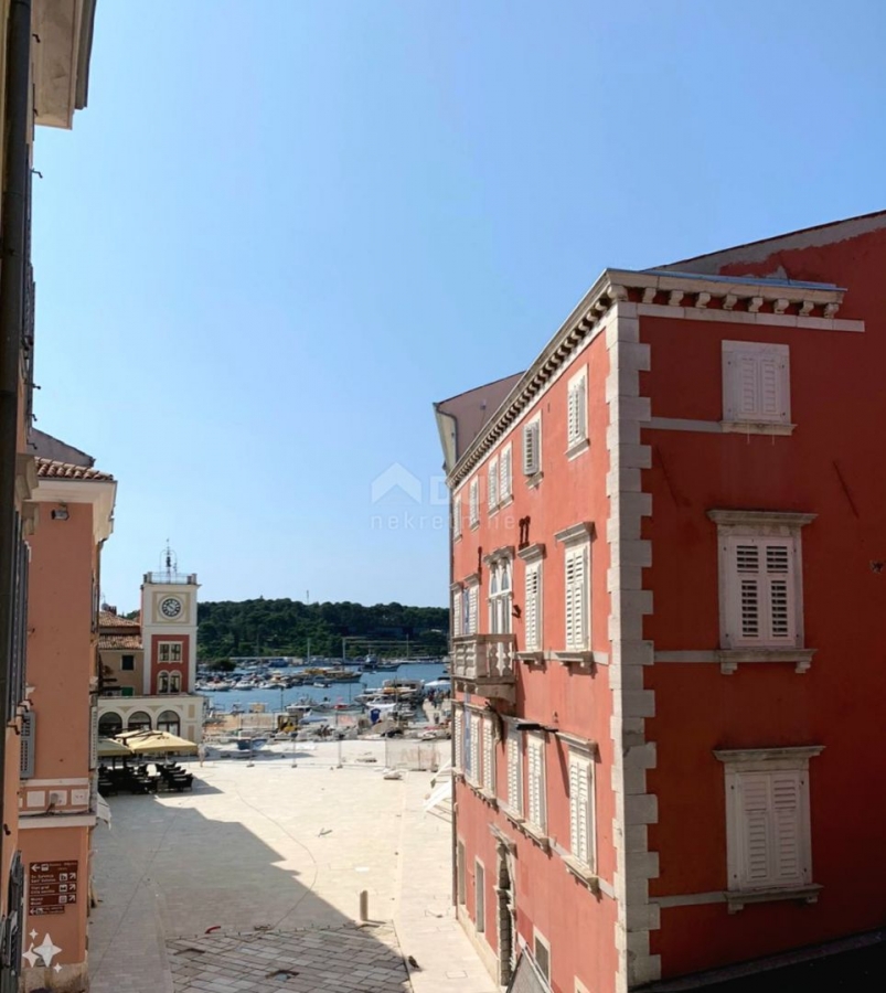 ISTRA, ROVINJ - Apartmanska kuća u strogom centru nadomak rive