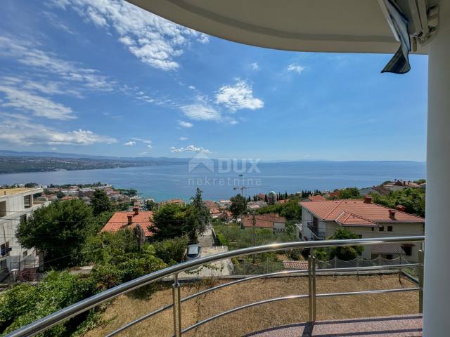 OPATIJA, CENTER - larger apartment in a fine building with a view of the entire Kvarner Bay