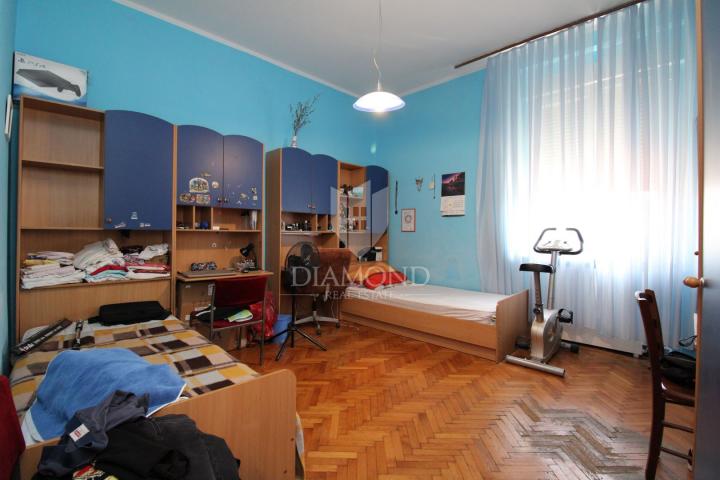 Rijeka, spacious apartment in the very center of the city