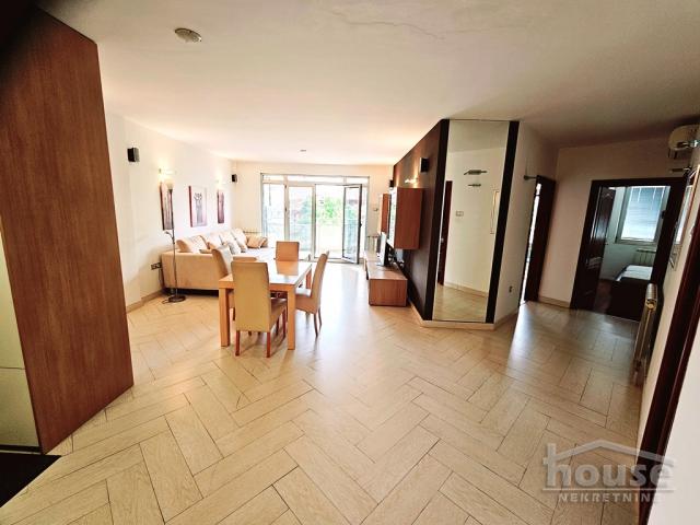 Stan NOVI SAD, BULEVAR, kv: 92, € 227400, ID: 1061625