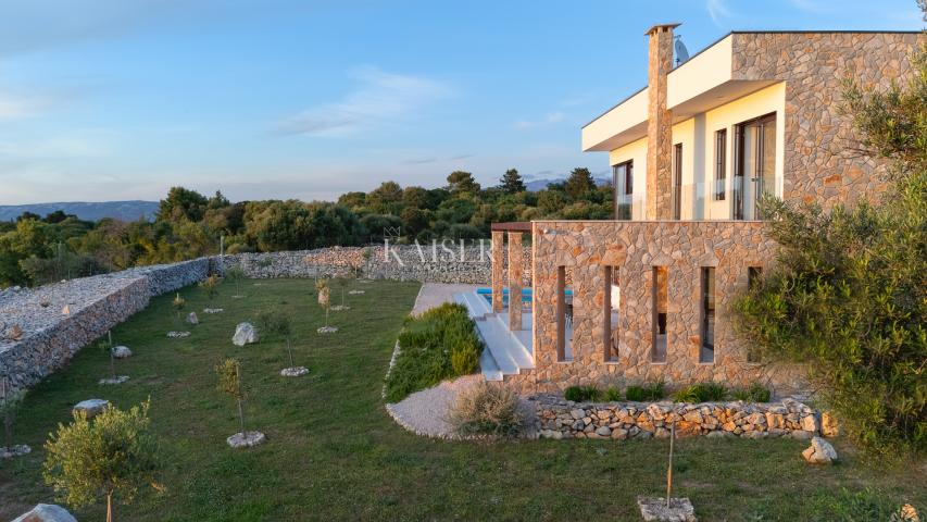 Insel Pag, mediterrane moderne villa mit Meerblick