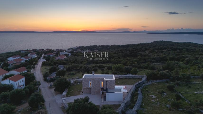 Insel Pag, mediterrane moderne villa mit Meerblick