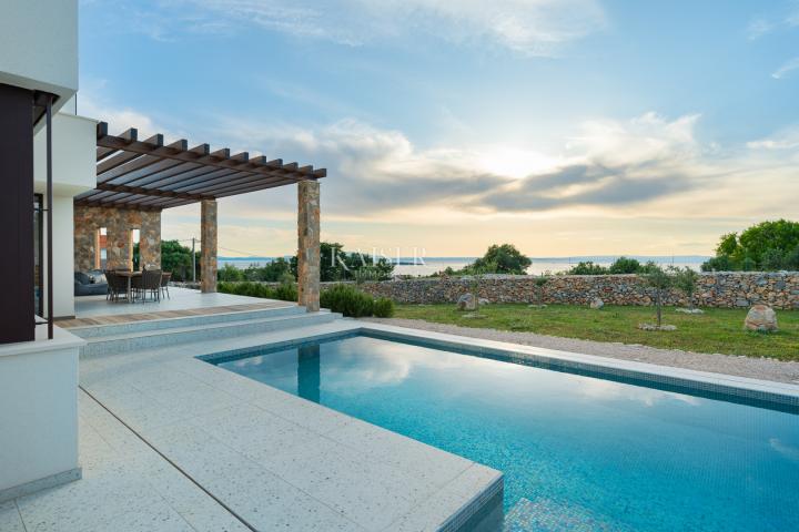 Insel Pag, mediterrane moderne villa mit Meerblick