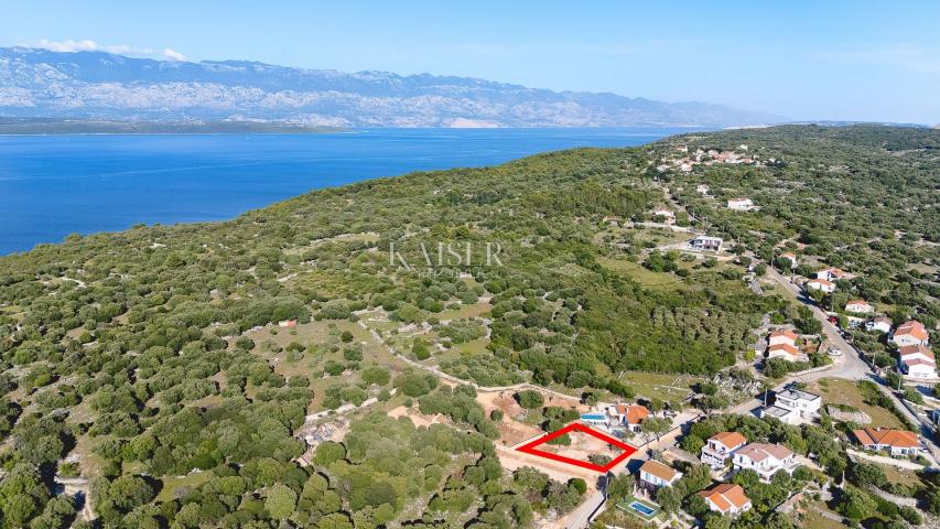 Otok Pag, zemljište s građevinskom dozvolom u stoljetnom masliniku, pogled more