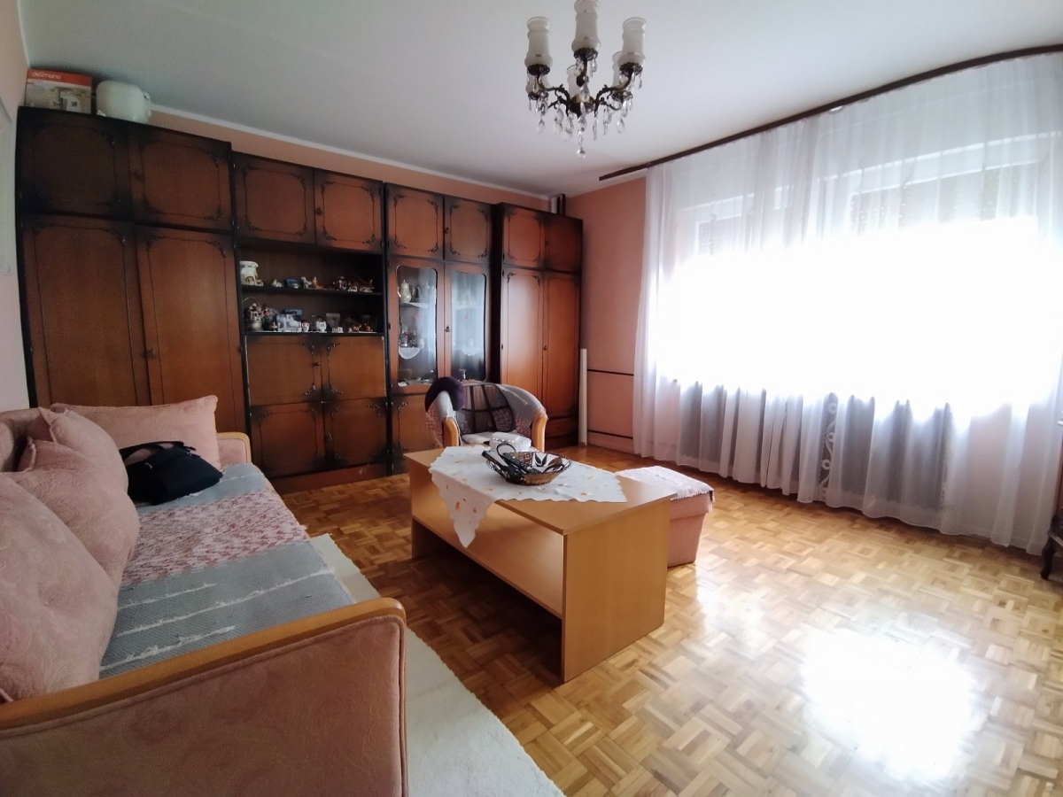 NOVI SAD - NOVA DETELINARA - 76. 00 m2