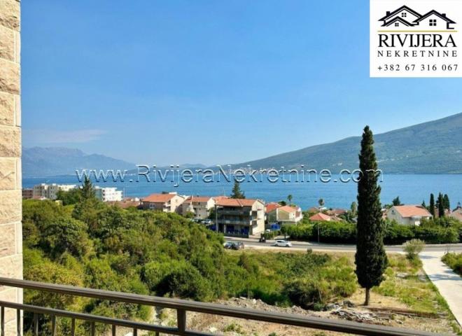 For sale one-bedroom apartment with a sea view in Djenovici Herceg Novi