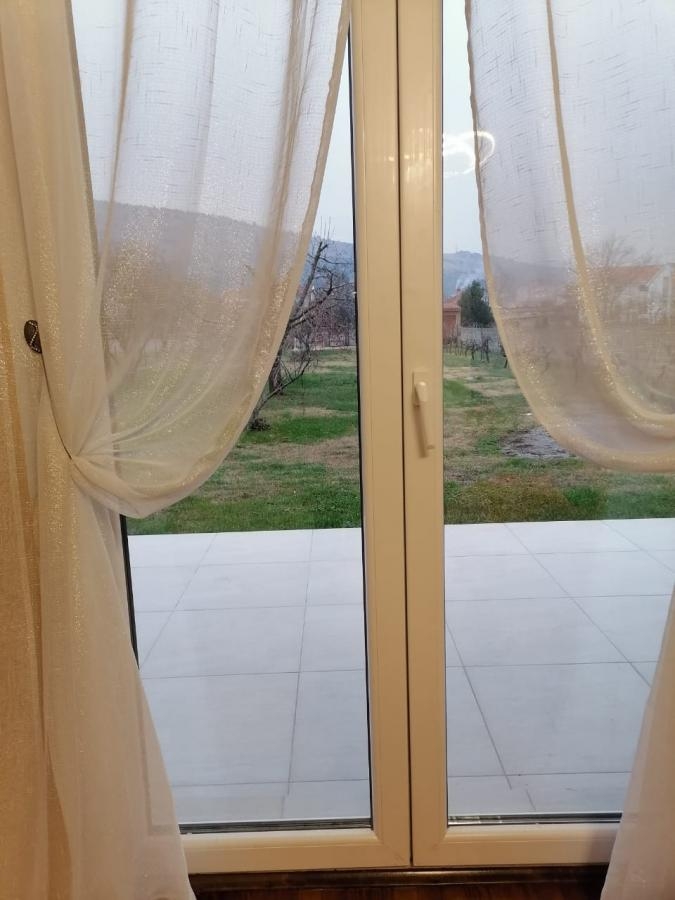 3 floors House of 350m2, Podgorica