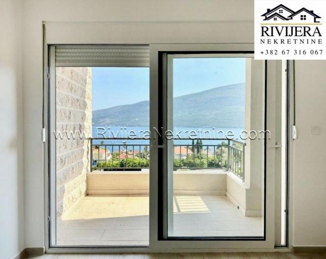 For sale one-bedroom apartment with a sea view in Djenovici Herceg Novi