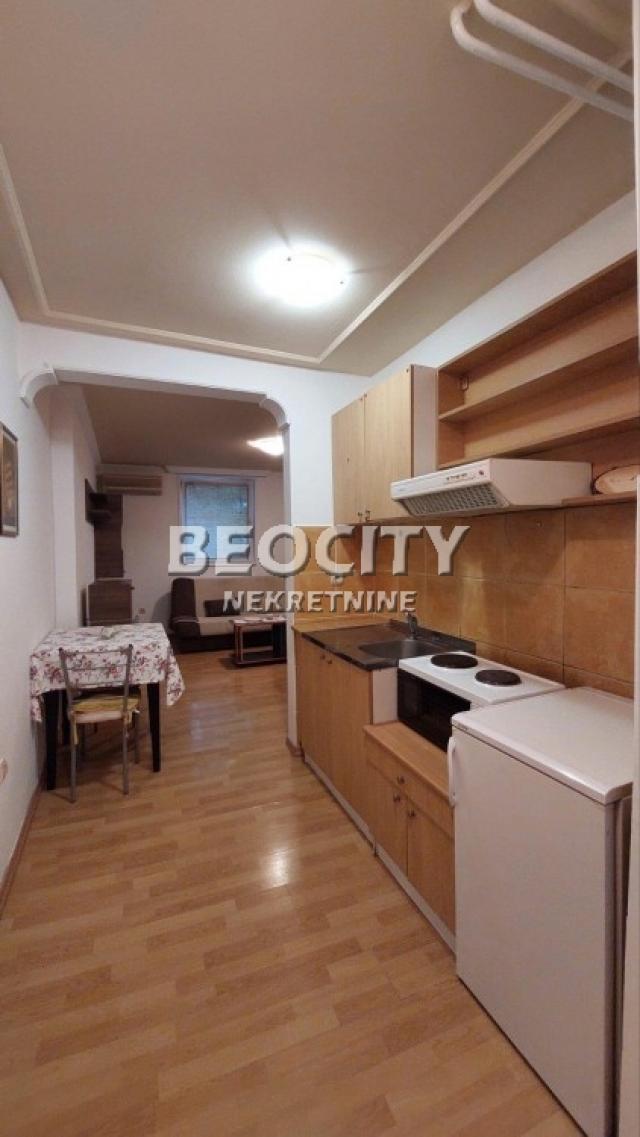 Novi Sad, Centar, Matice srpske, 0. 5, 26m2, 83200EUR