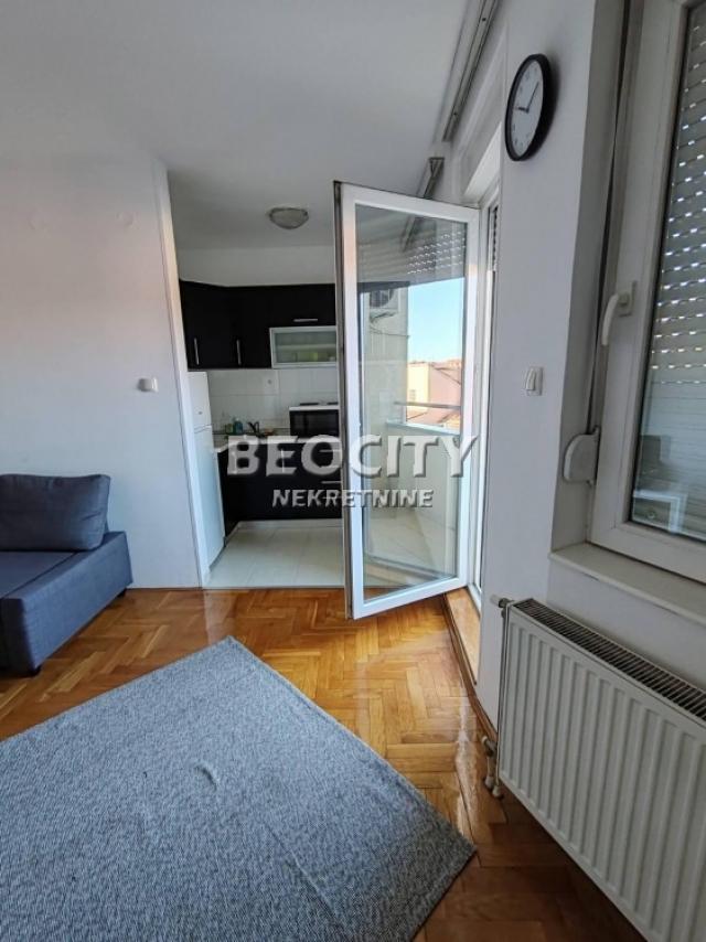 Novi Sad, Bulevar patrijarha Pavla, , 1. 5, 35m2, 94000EUR