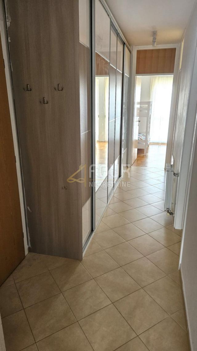 Wohnung Drenova, Rijeka, 54,45m2