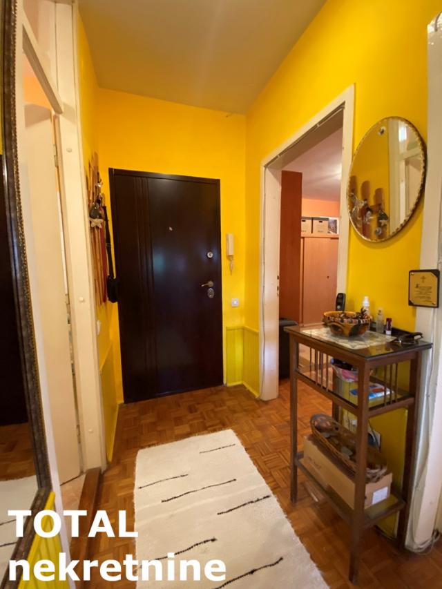 2 Dvosoban stan NOVI SAD, 154500€