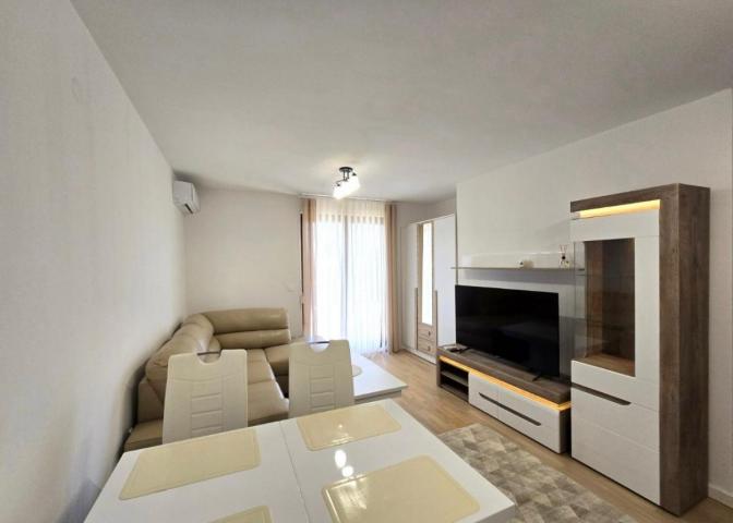 50m2 apartment for rent in the center of Tivat