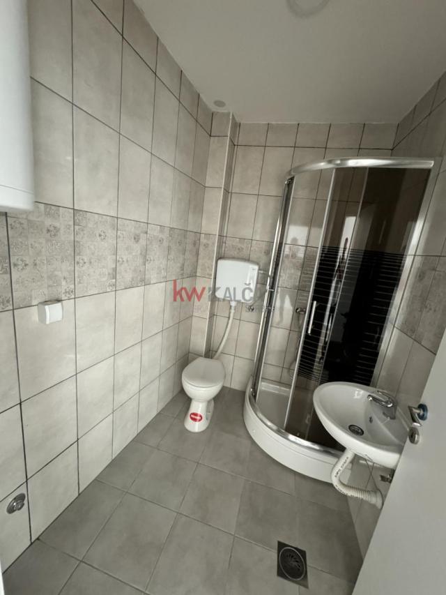 Prodaja 1. 5 stana, 33m2, Niš, centar, novogradnja