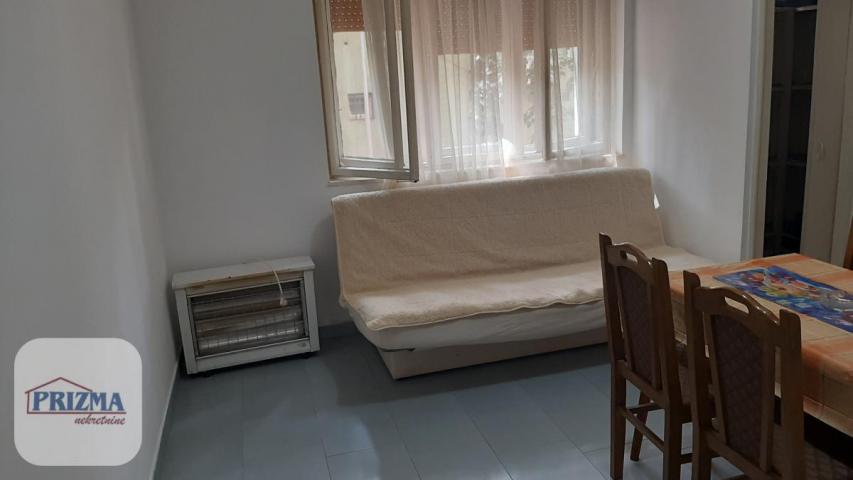 Prodaja, Stan, 42m2 , Centar