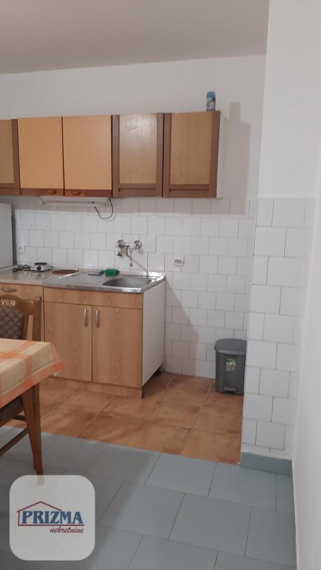 Prodaja, Stan, 42m2 , Centar