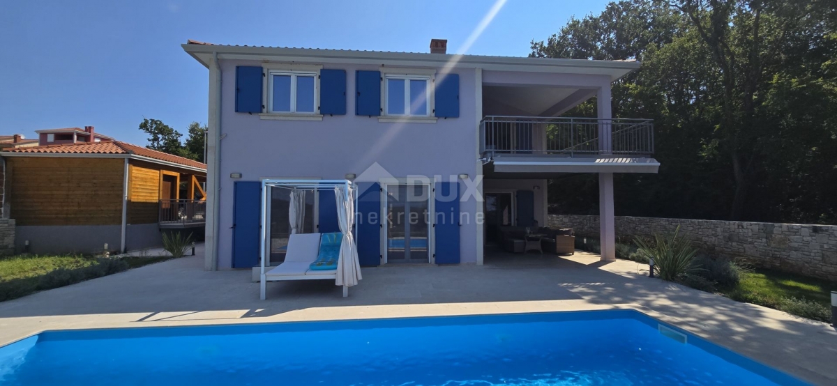 ISTRIEN, ROVINJ – Neu gebaute Villa mit Swimmingpool und zusätzlicher Wohnung, am Rande des Dorfes